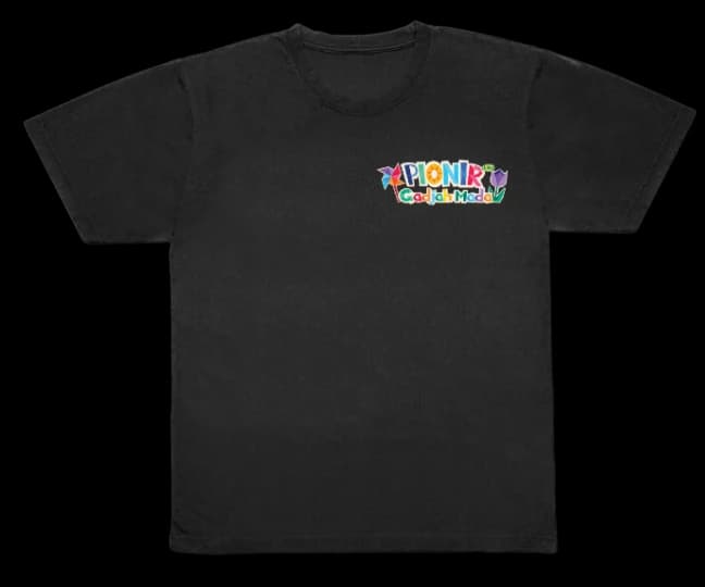Kaos PIONIR, tampilan depan