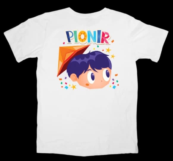 Kaos PIONIR, tampilan belakang